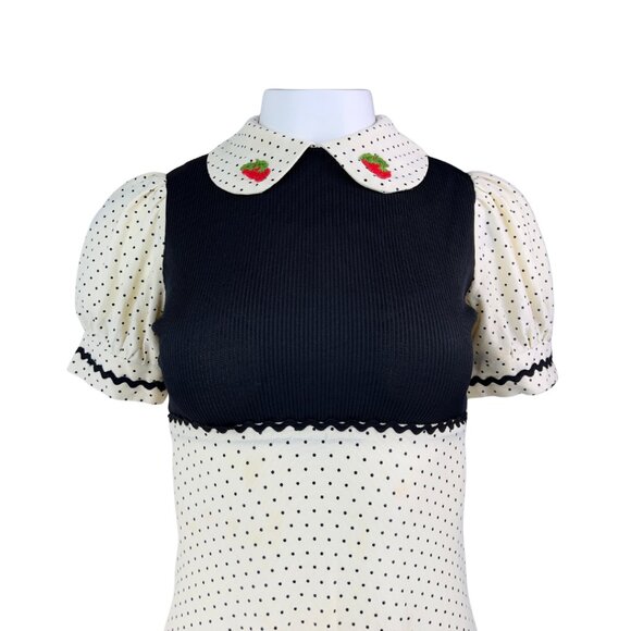 Vintage Cream and Black Floor Length Dress with Strawberries - Picture 3 of 4